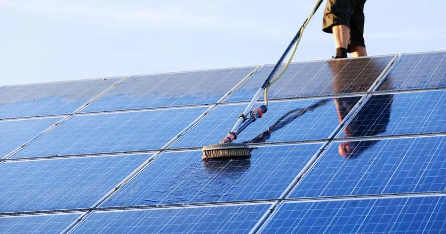 When Solar Panel Pressure Washing Is Safe for Your System